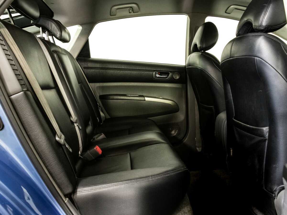 Купить Toyota Prius с пробегом. Фото: #14