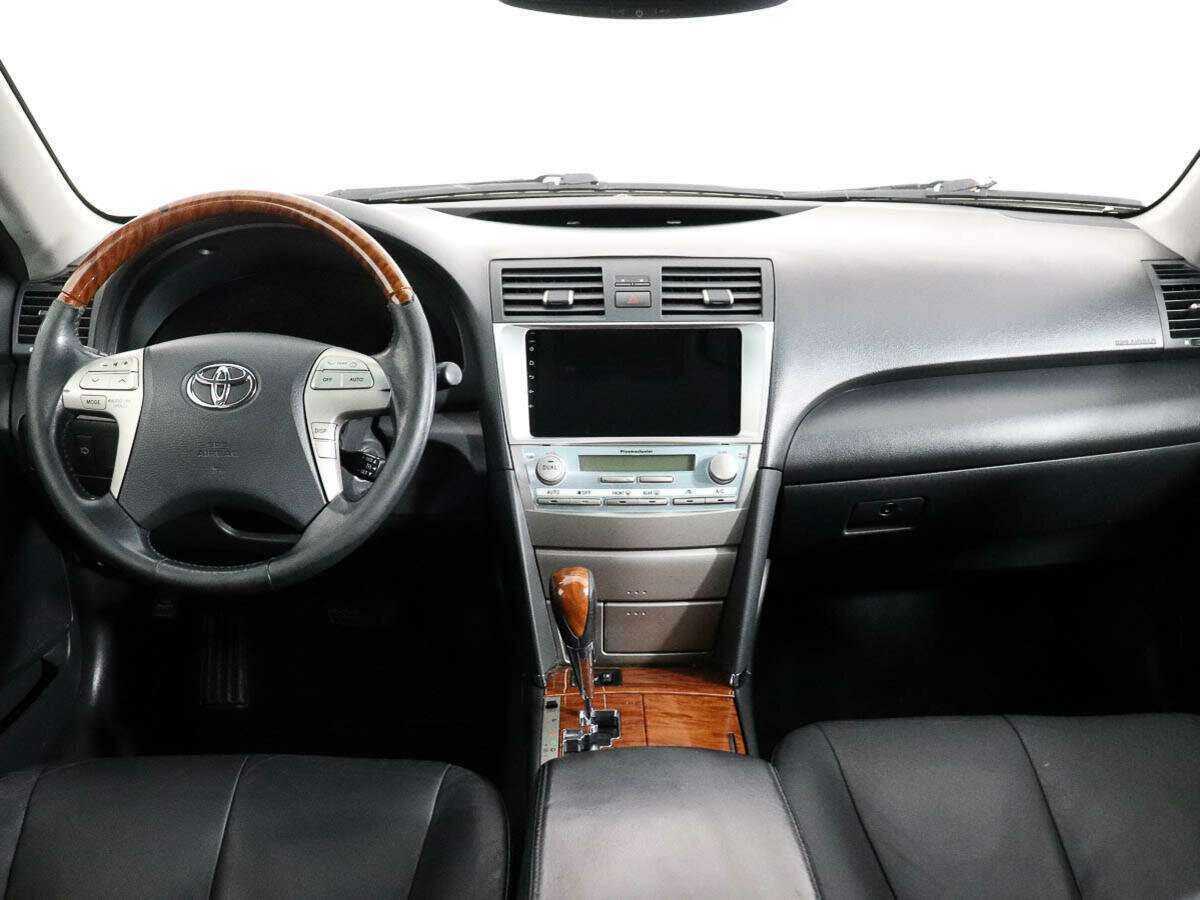 Купить Toyota Camry с пробегом. Фото: #10