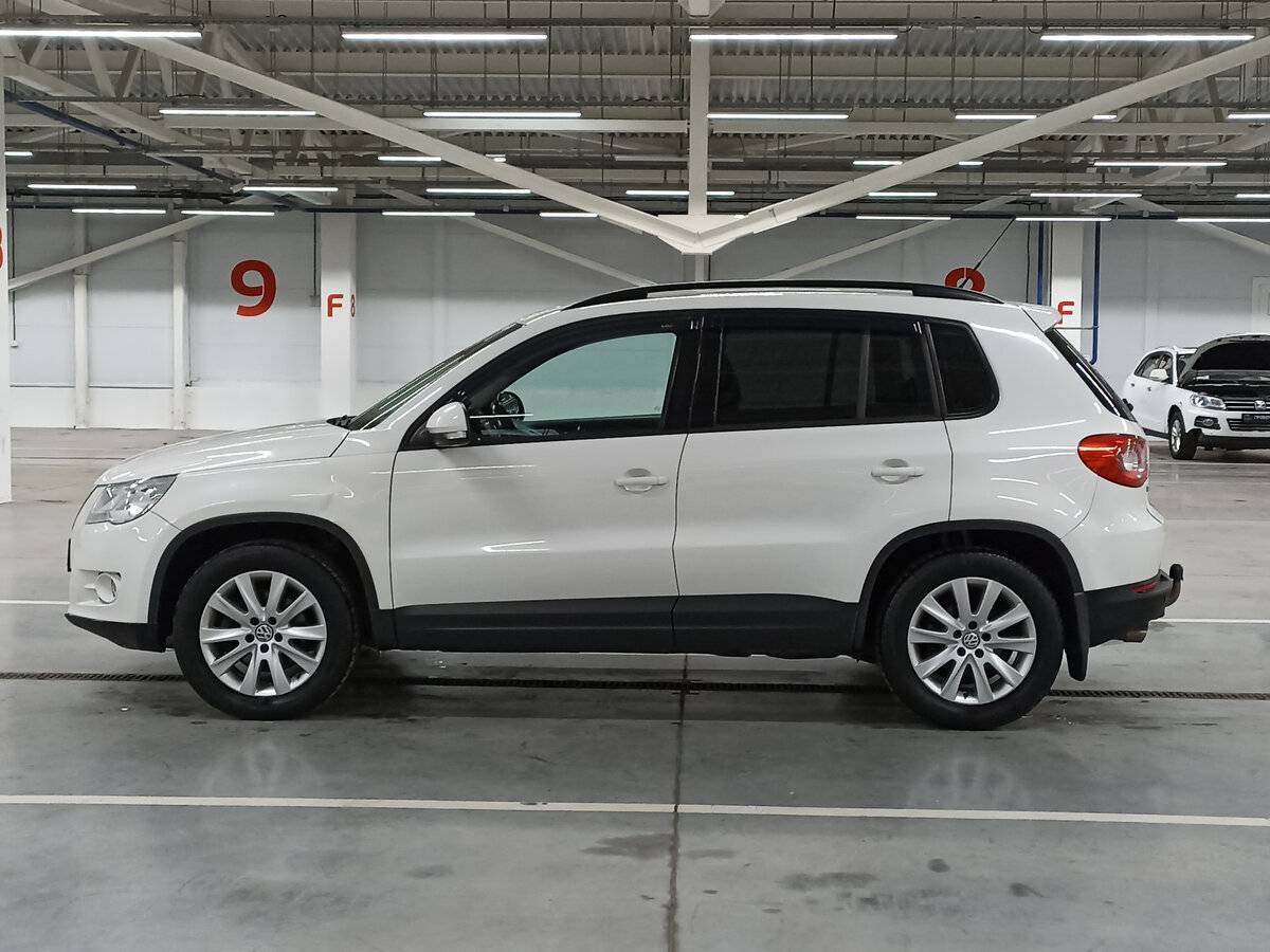 Купить Volkswagen Tiguan с пробегом. Фото: #7