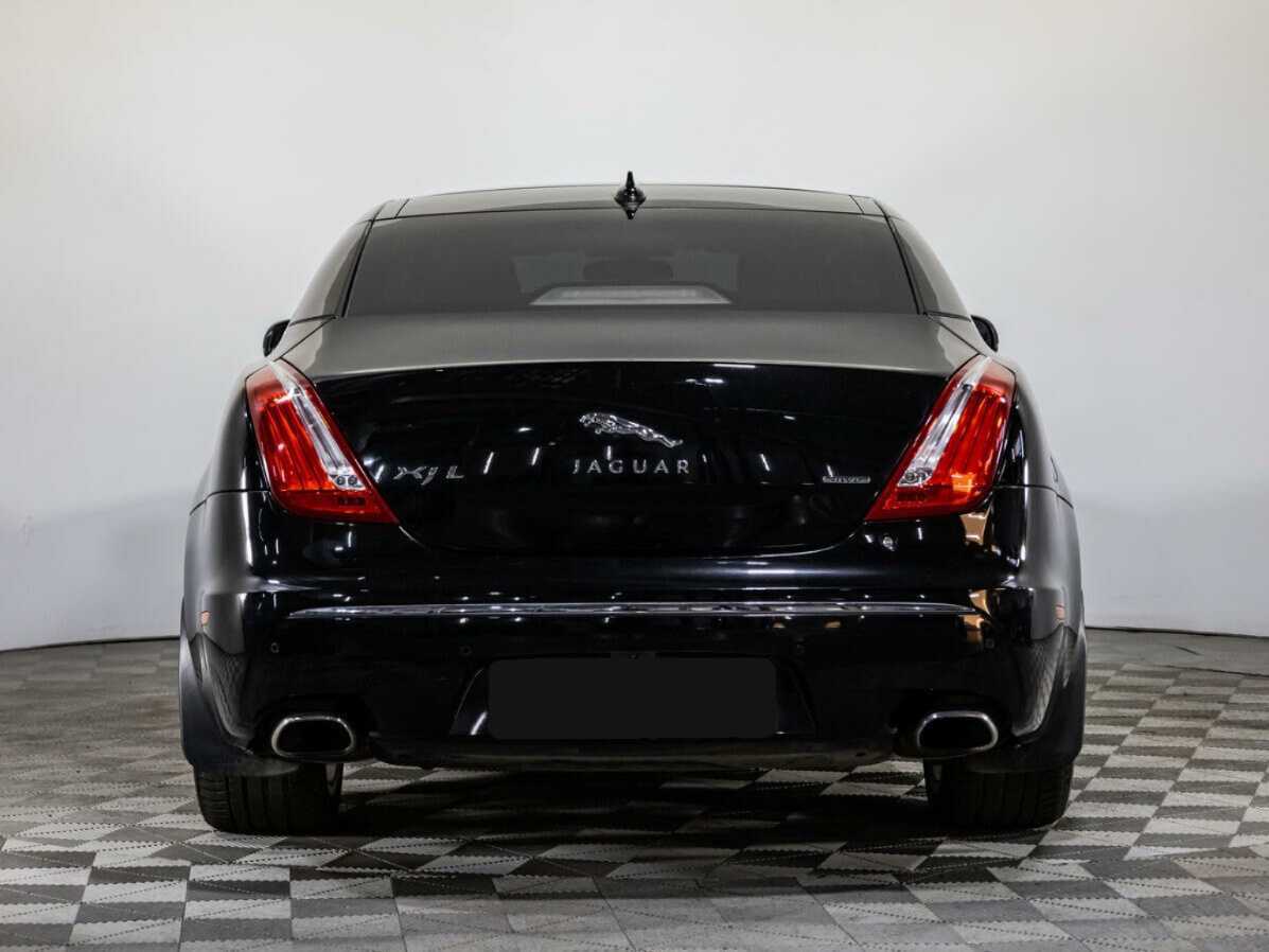 Купить Jaguar XJ с пробегом. Фото: #5