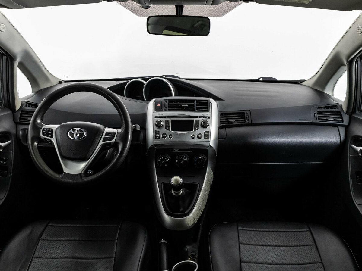 Купить Toyota Verso с пробегом. Фото: #7