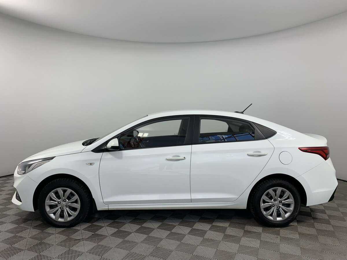 Купить Hyundai Solaris с пробегом. Фото: #6