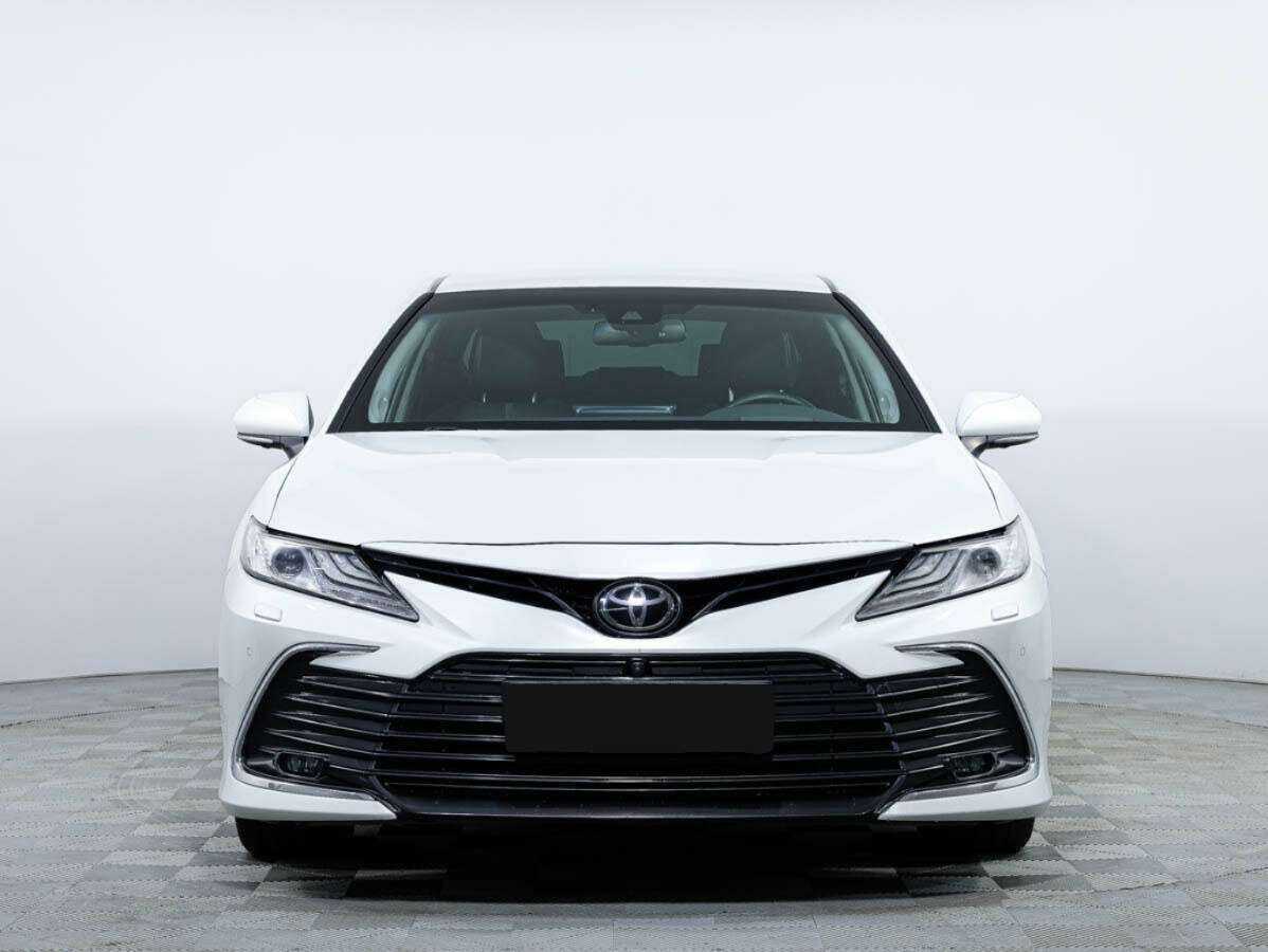 Купить Toyota Camry с пробегом. Фото: #1