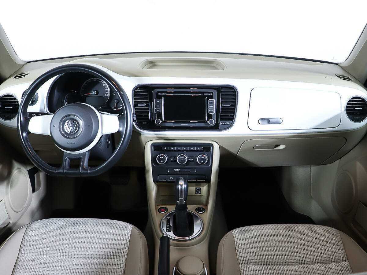Купить Volkswagen Beetle с пробегом. Фото: #10