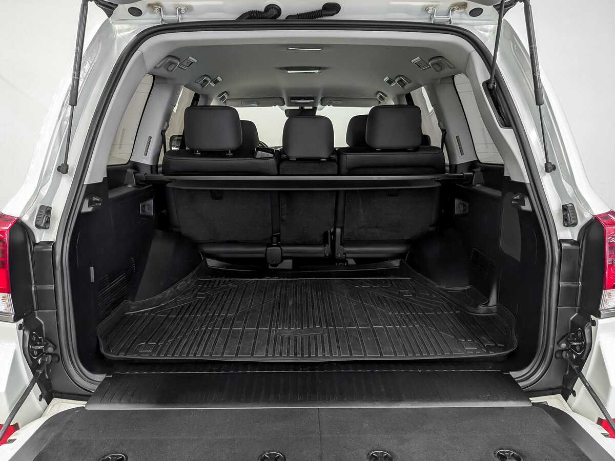 Купить Toyota Land Cruiser с пробегом. Фото: #9