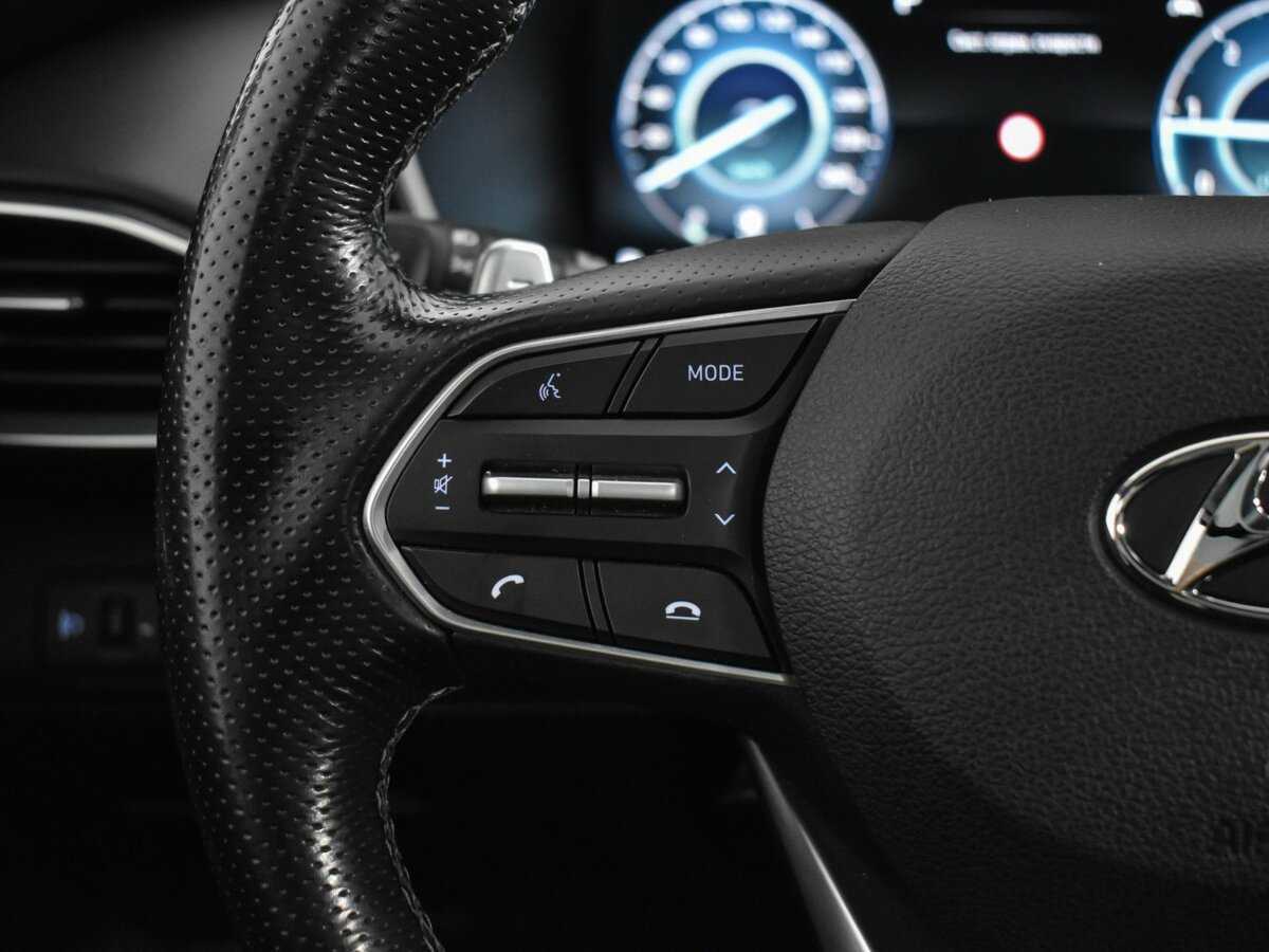 Купить Hyundai Santa Fe с пробегом. Фото: #18