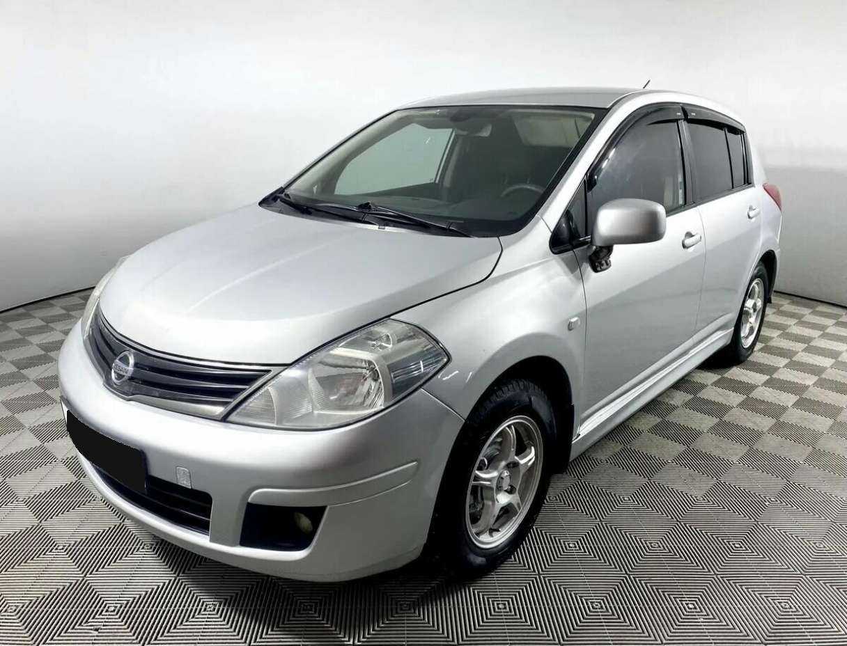 Купить Nissan Tiida с пробегом. Фото: #0