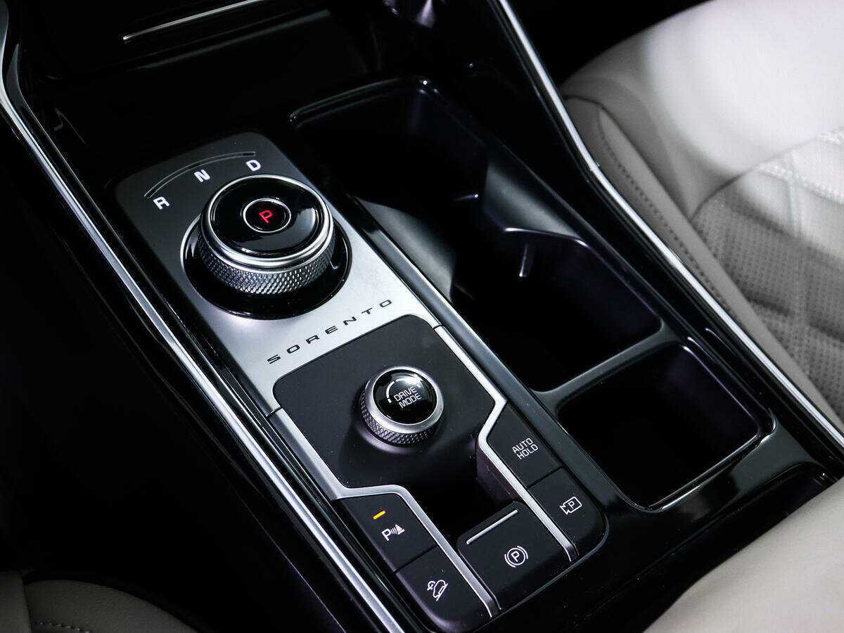 Купить Kia Sorento с пробегом. Фото: #14
