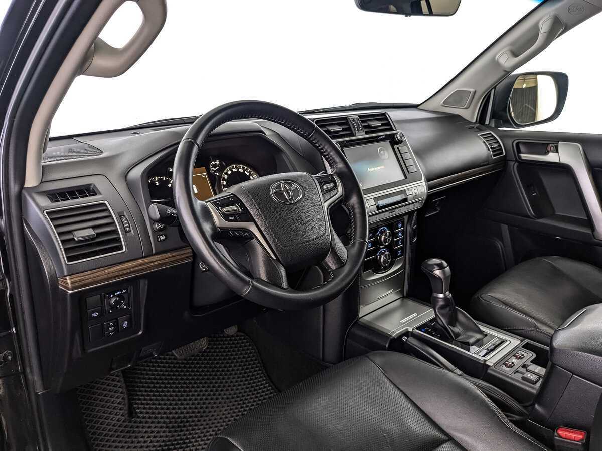 Купить Toyota Land Cruiser Prado с пробегом. Фото: #12