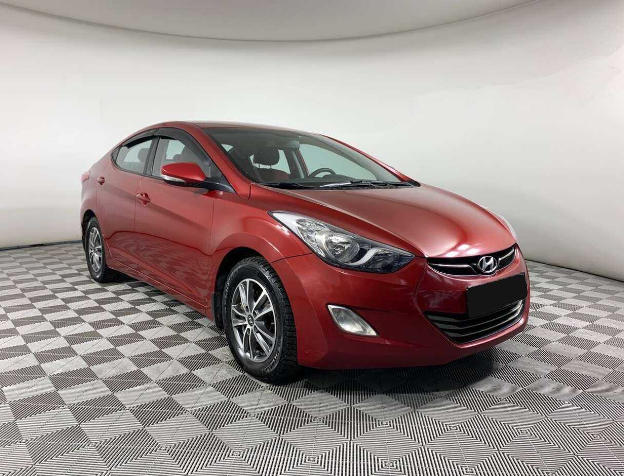 Купить Hyundai Elantra с пробегом. Фото: #1