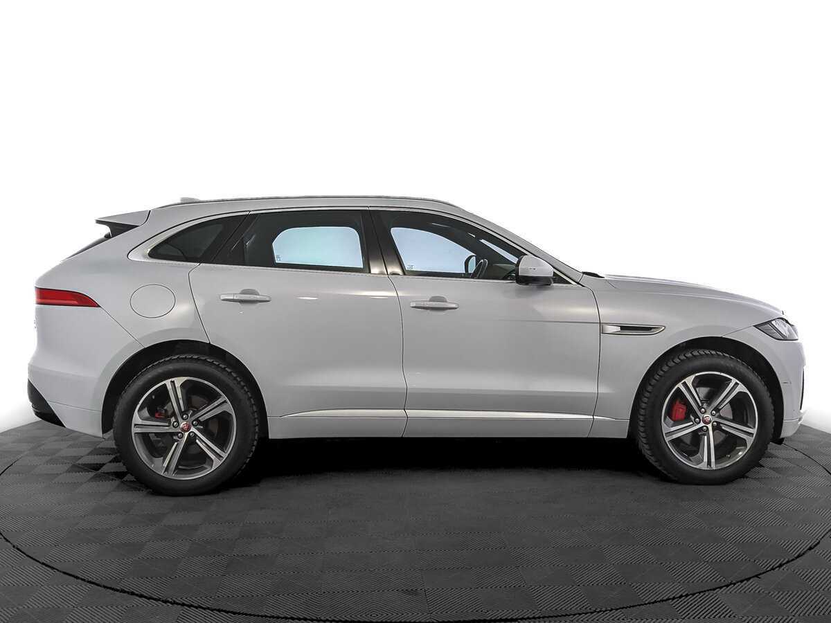 Купить Jaguar F-Pace с пробегом. Фото: #3