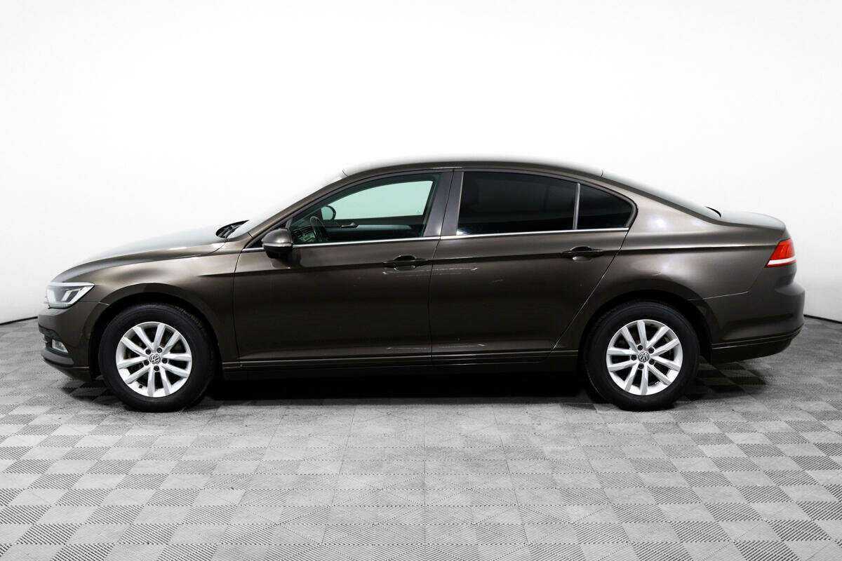 Купить Volkswagen Passat с пробегом. Фото: #7