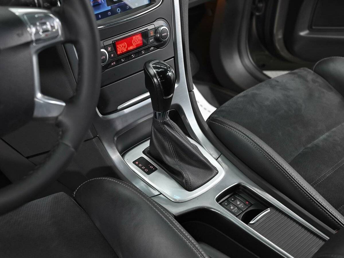 Купить Ford Mondeo с пробегом. Фото: #9
