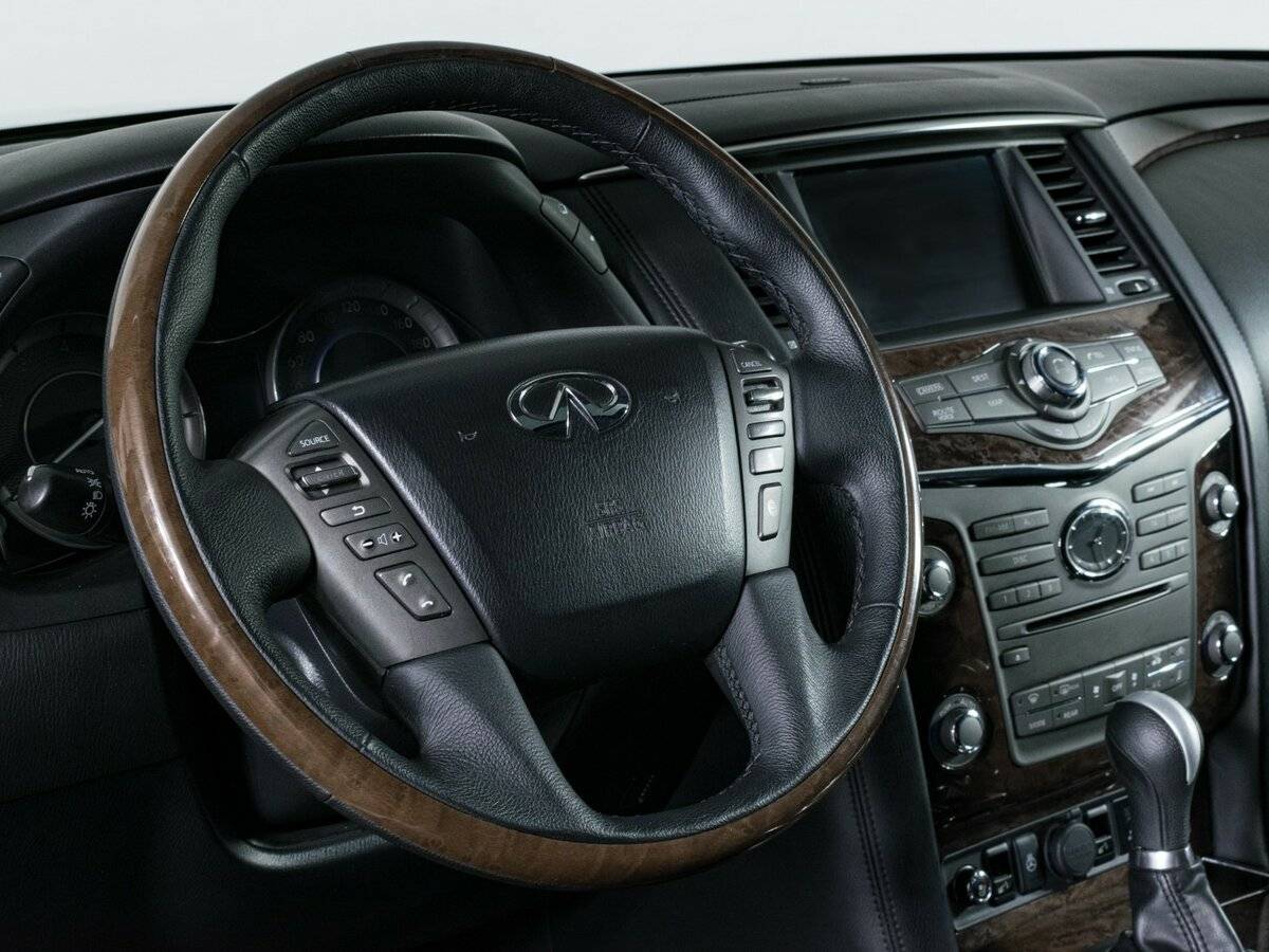 Купить Infiniti QX56 с пробегом. Фото: #16