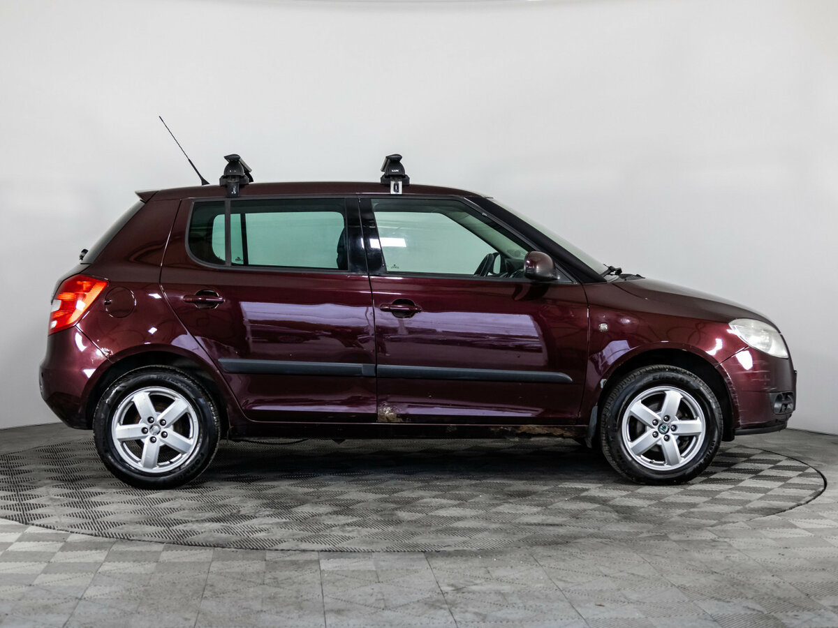 Купить Skoda Fabia с пробегом. Фото: #3