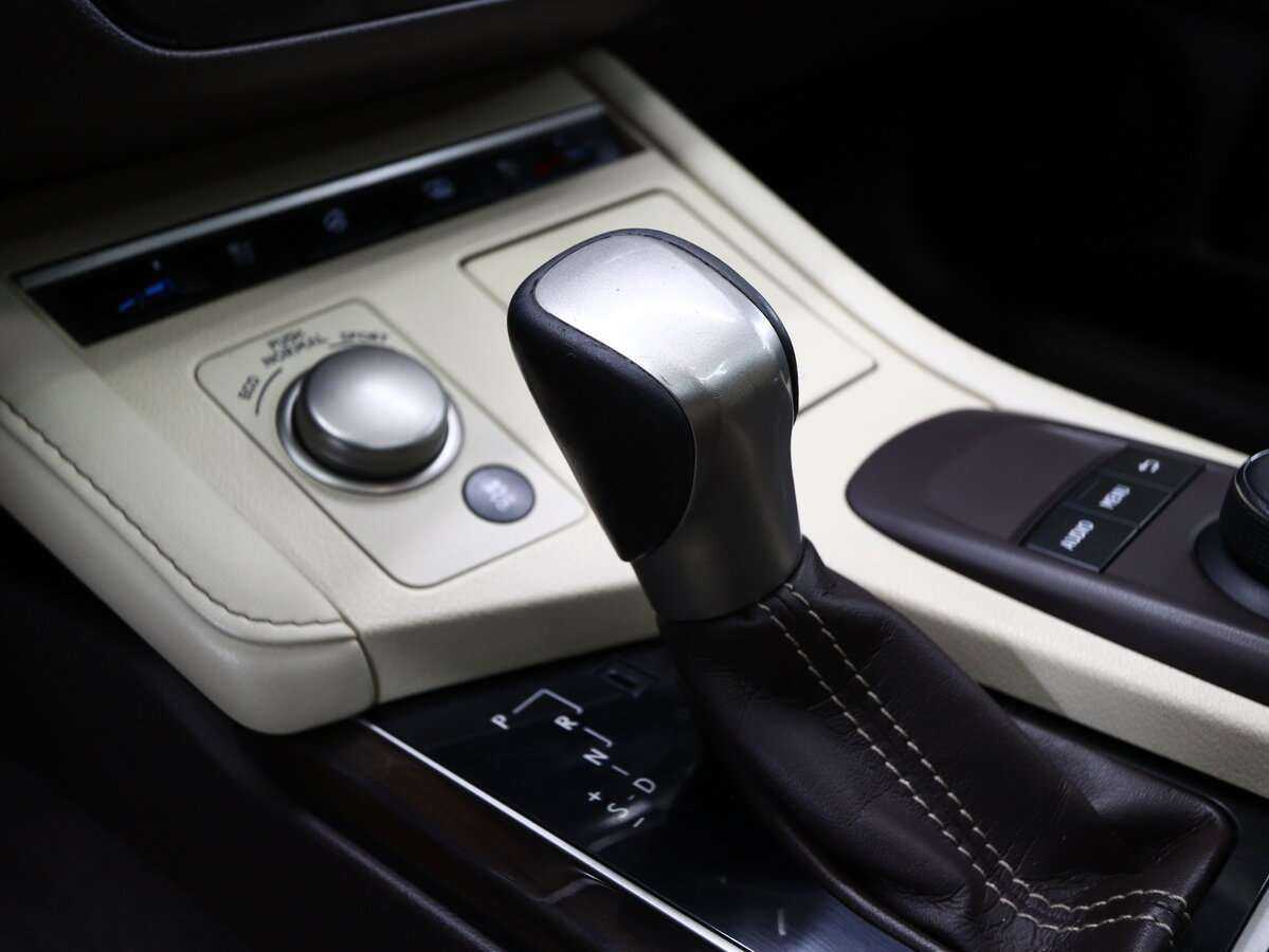 Купить Lexus ES с пробегом. Фото: #7