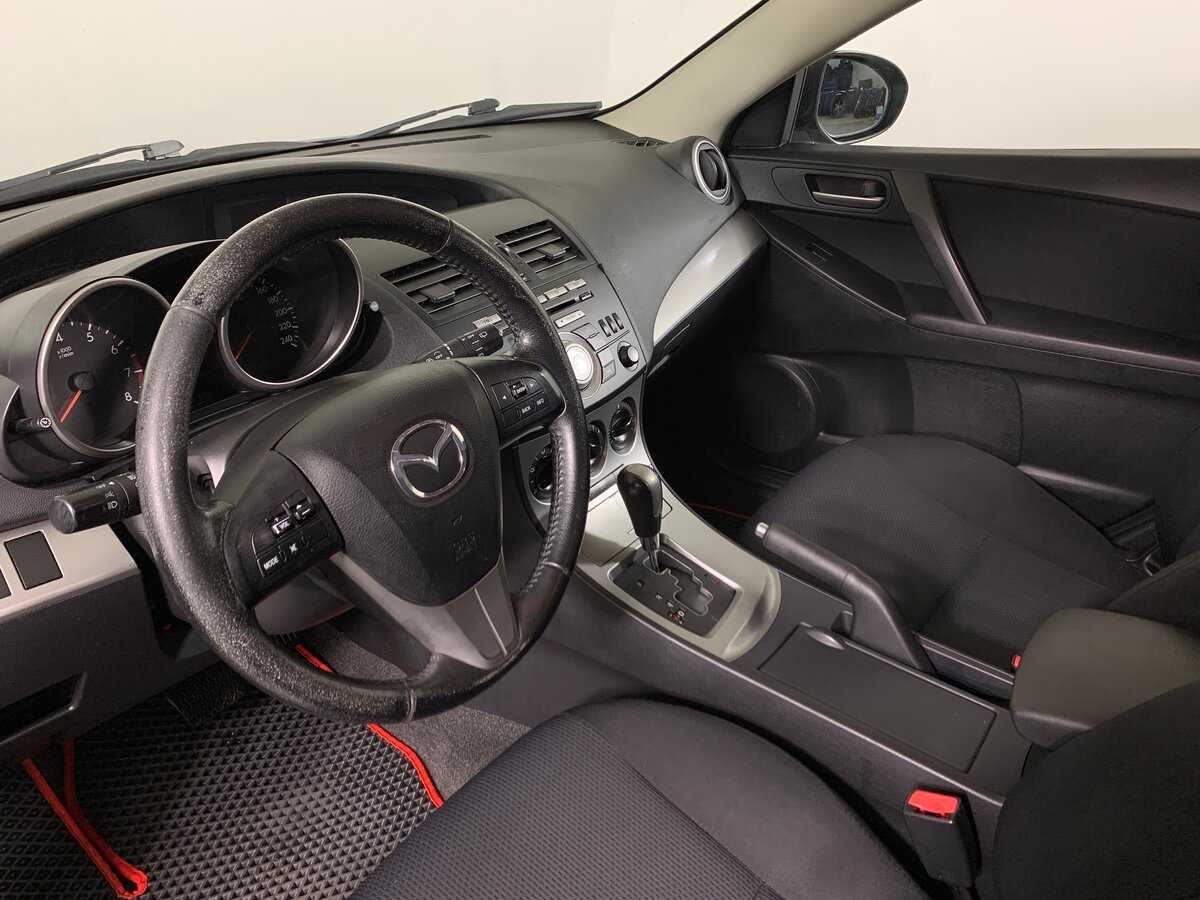 Купить Mazda 3 с пробегом. Фото: #11