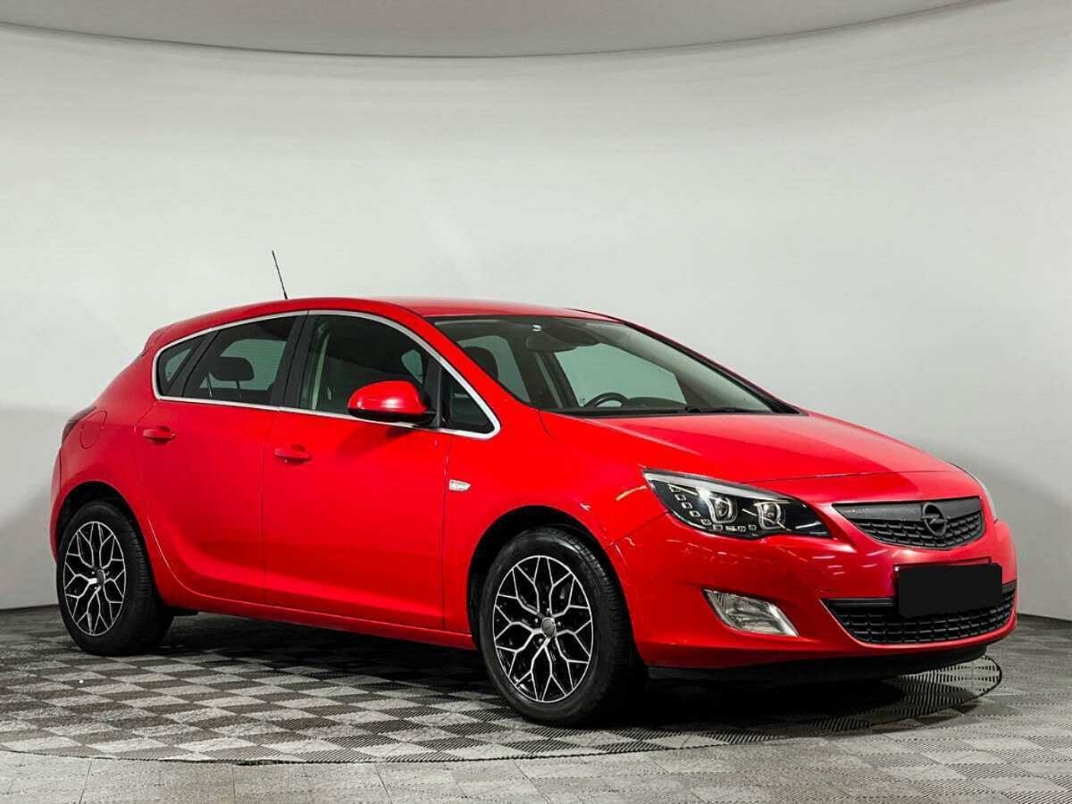 Купить Opel Astra с пробегом. Фото: #2