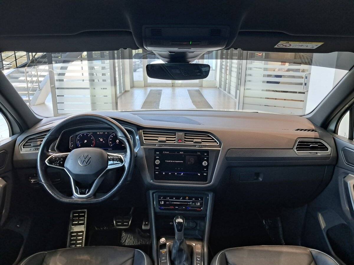 Купить Volkswagen Tiguan с пробегом. Фото: #13