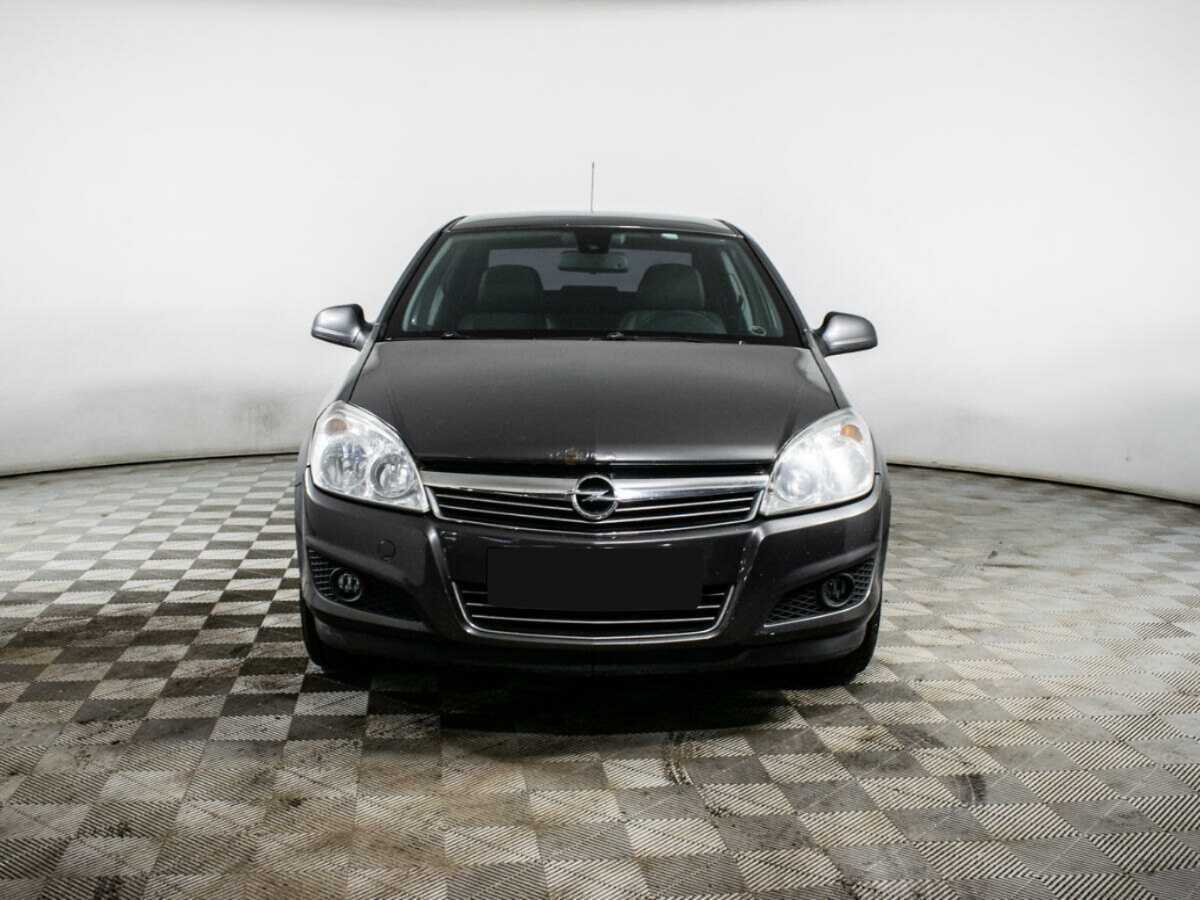 Купить Opel Astra с пробегом. Фото: #1