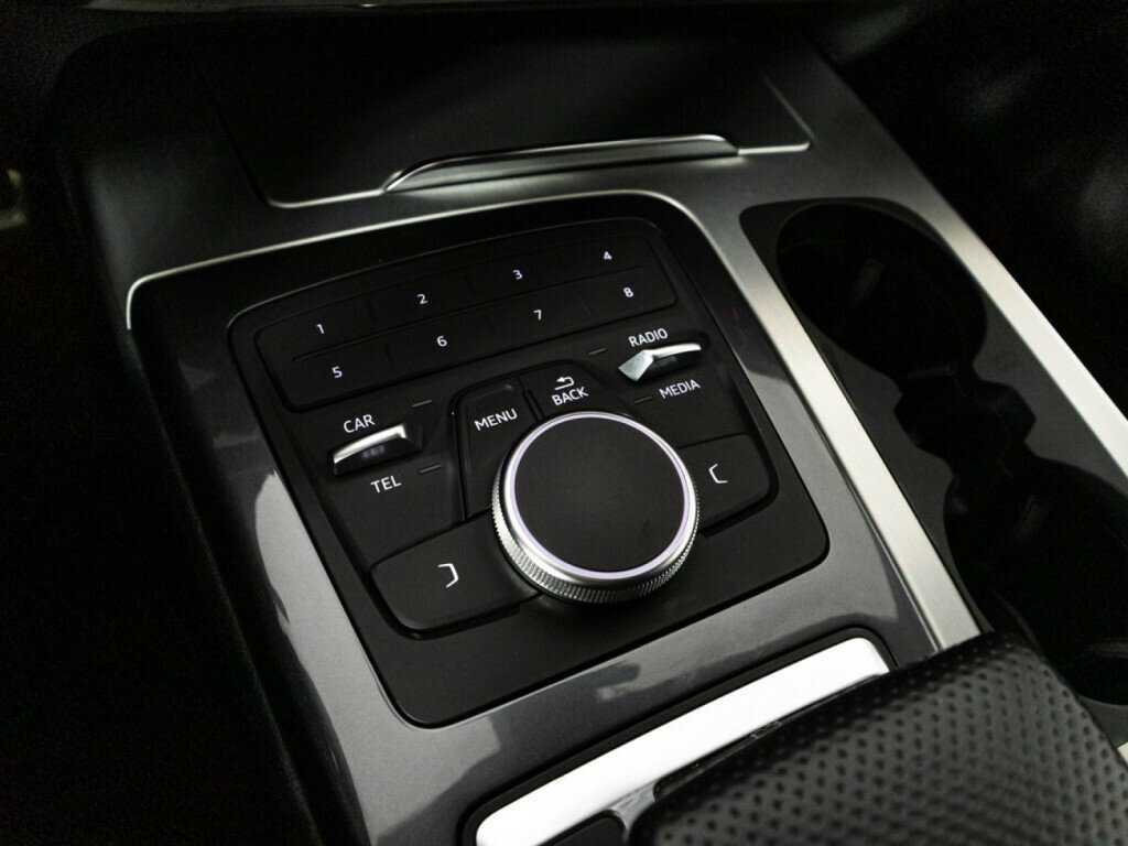 Купить Audi Q7 с пробегом. Фото: #17
