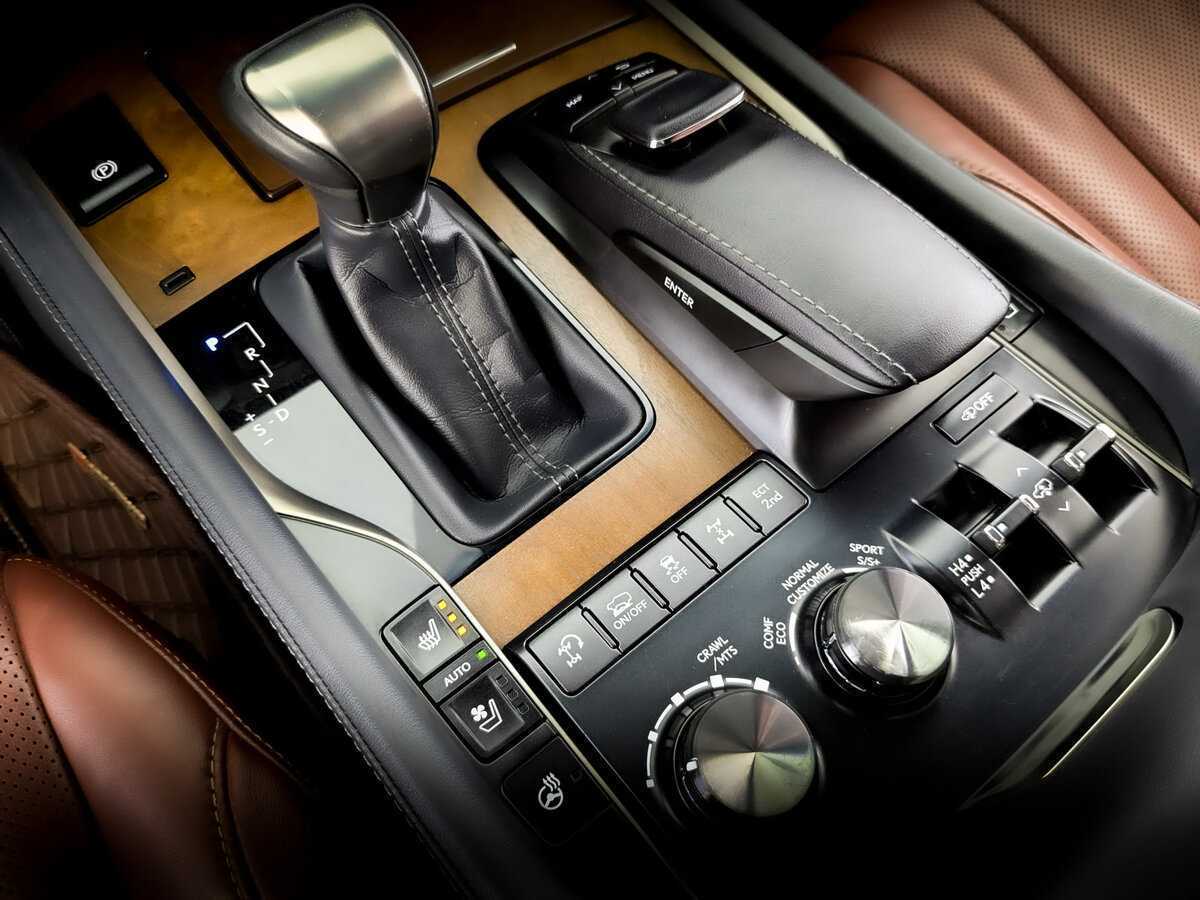 Купить Lexus LX с пробегом. Фото: #29