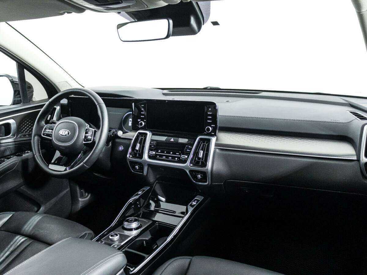 Купить Kia Sorento с пробегом. Фото: #8