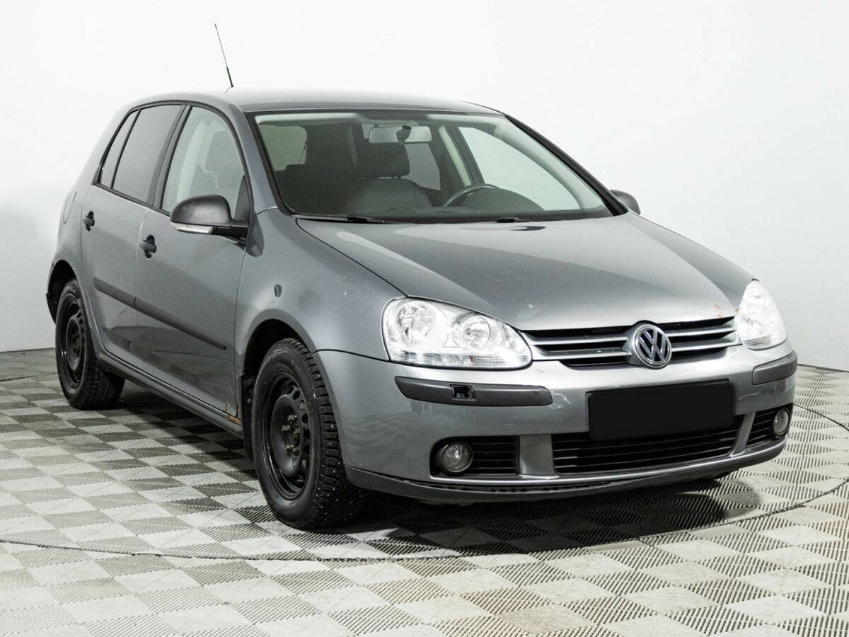 Купить Volkswagen Golf с пробегом. Фото: #2