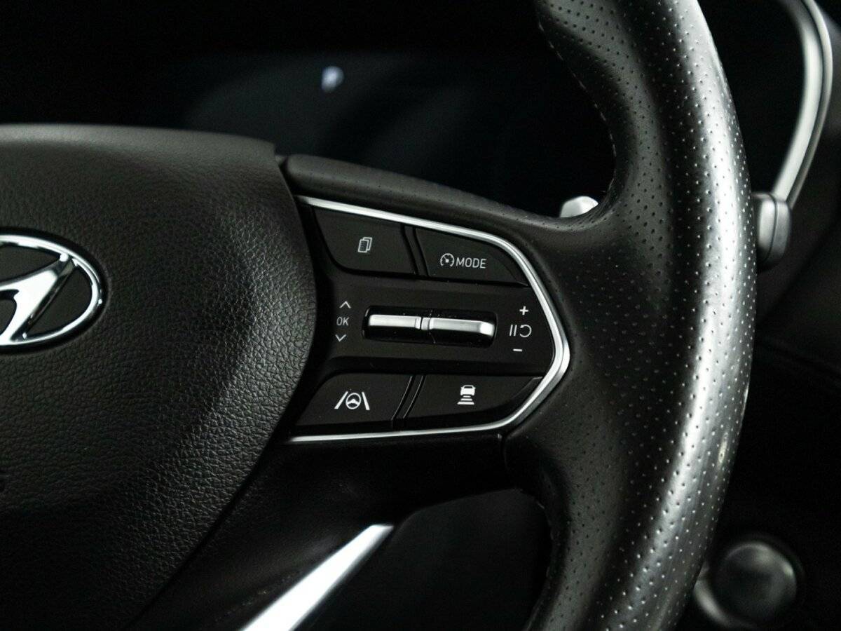 Купить Hyundai Santa Fe с пробегом. Фото: #26