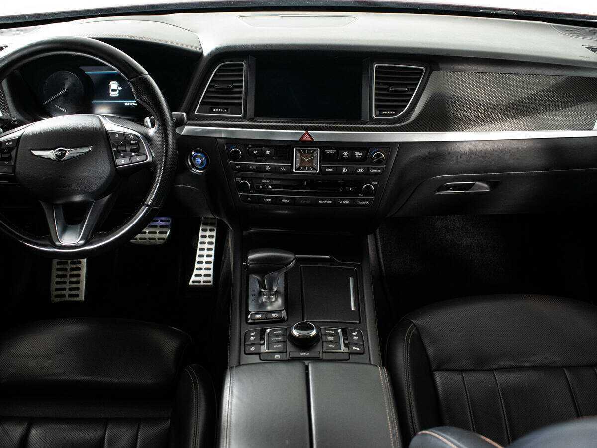 Купить Genesis G80 с пробегом. Фото: #8