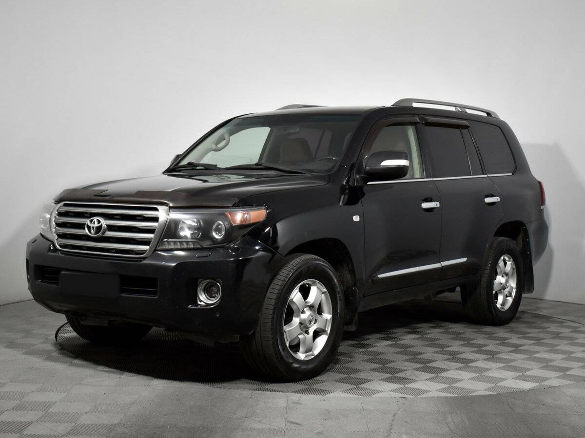 Купить Toyota Land Cruiser с пробегом. Посмотреть фото