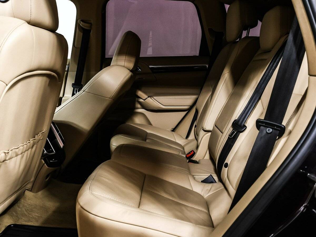 Купить Porsche Cayenne с пробегом. Фото: #12