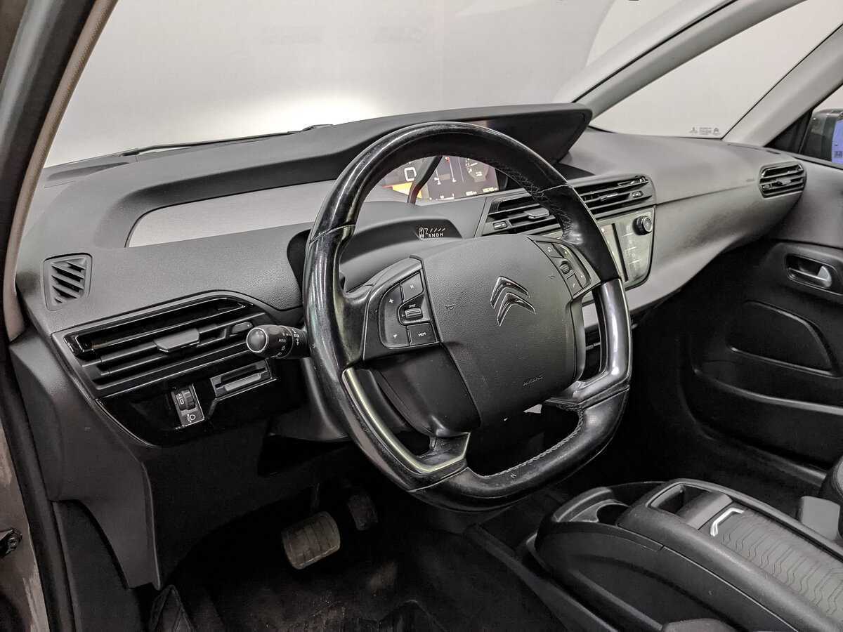 Купить Citroen C4 Picasso с пробегом. Фото: #14