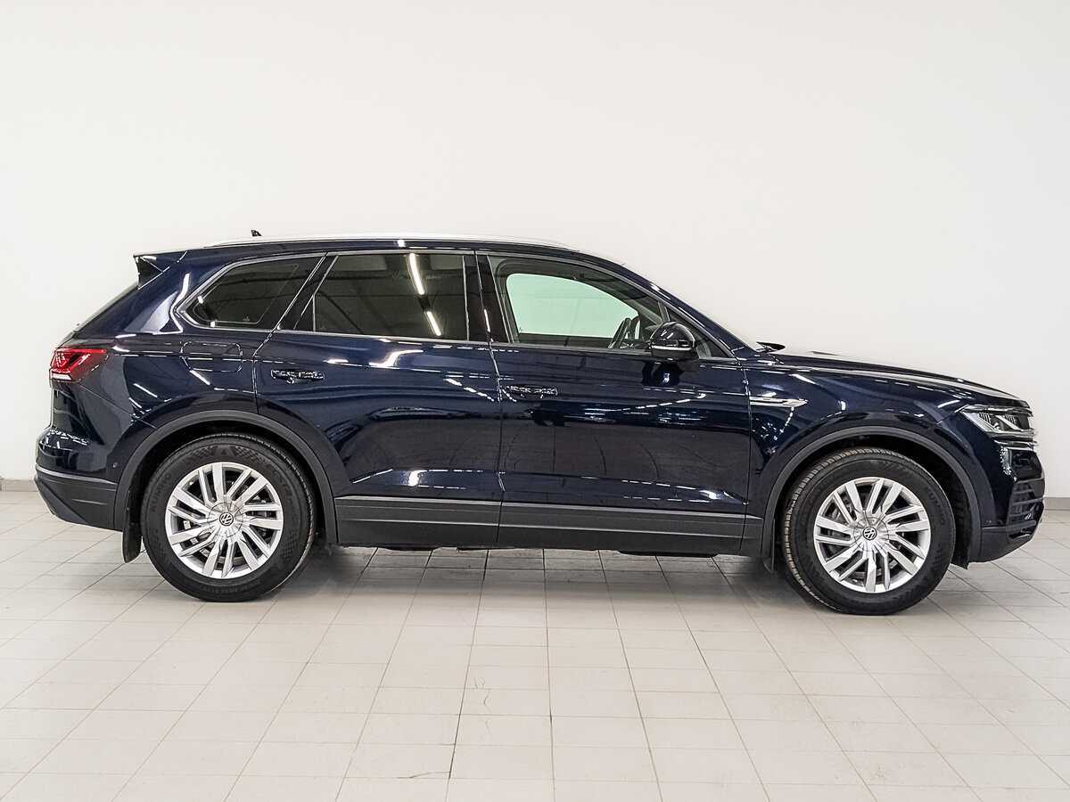 Купить Volkswagen Touareg с пробегом. Фото: #3