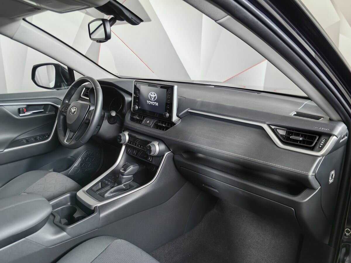 Купить Toyota RAV4 с пробегом. Фото: #8