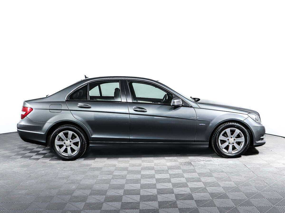 Купить Mercedes-Benz C-Класс с пробегом. Фото: #3