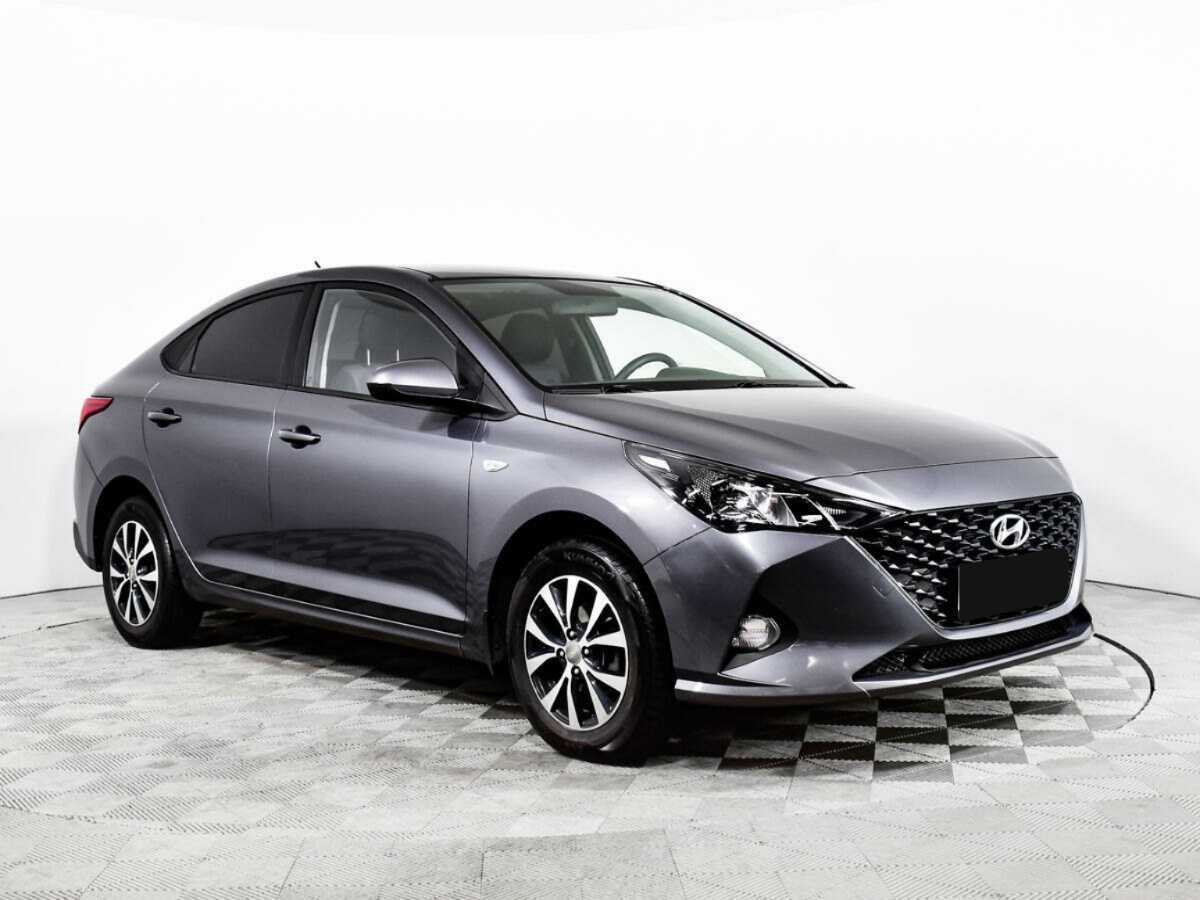 Купить Hyundai Solaris с пробегом. Фото: #2