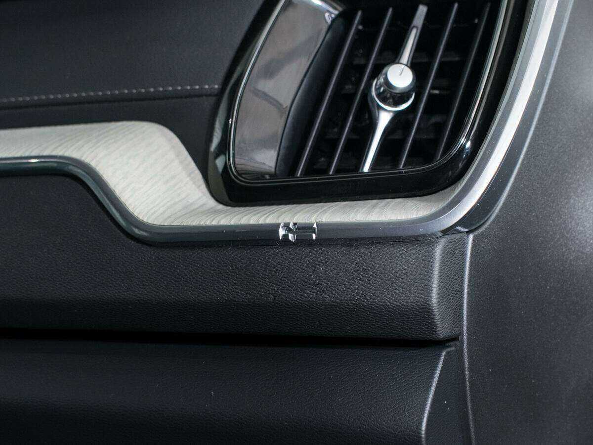 Купить Volvo XC60 с пробегом. Фото: #14
