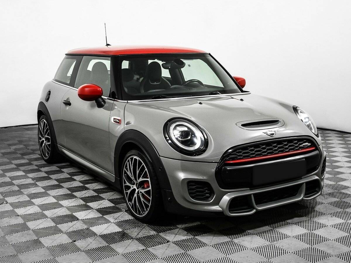 Купить Mini Hatch с пробегом. Фото: #2