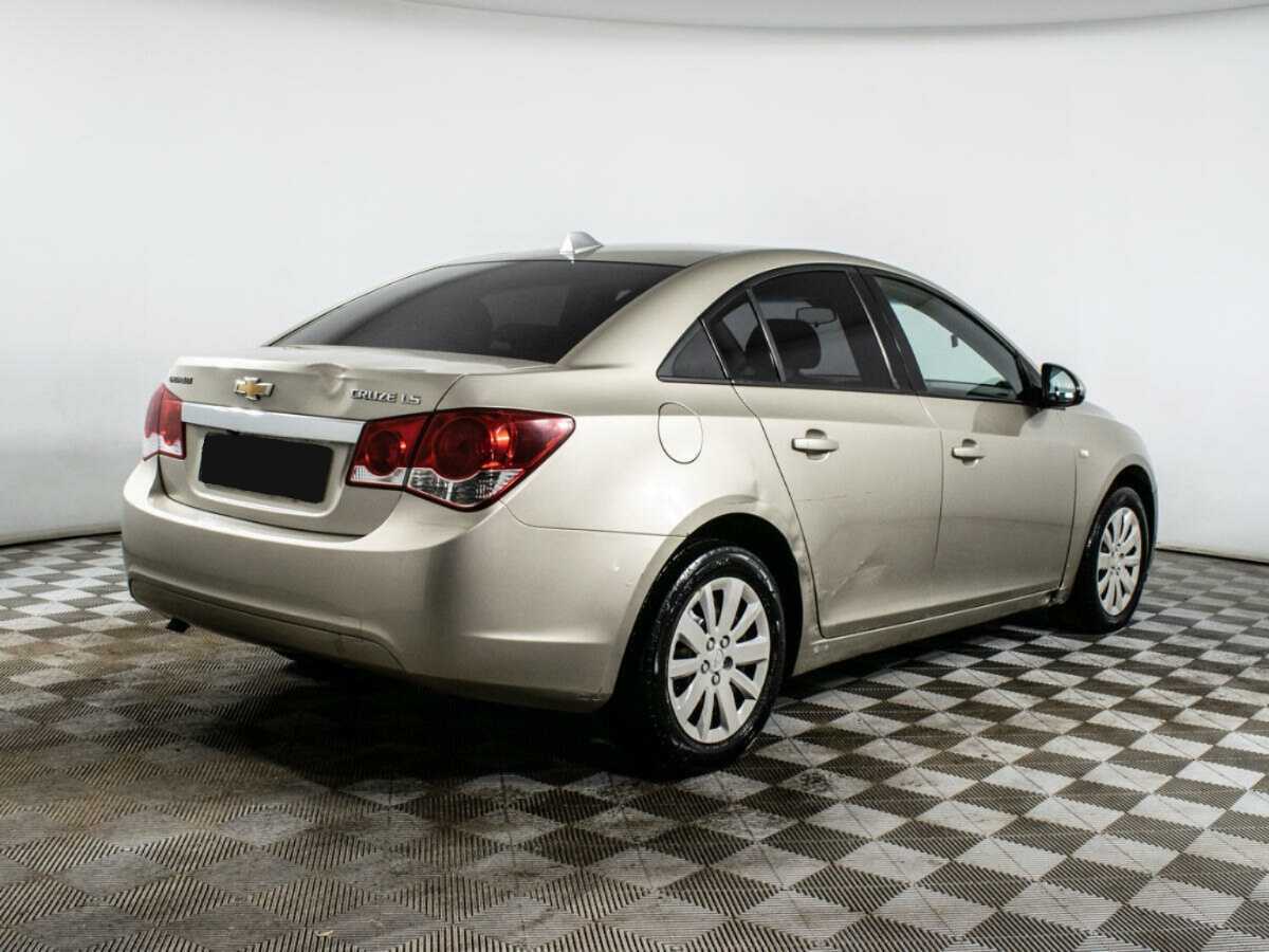Купить Chevrolet Cruze с пробегом. Фото: #4