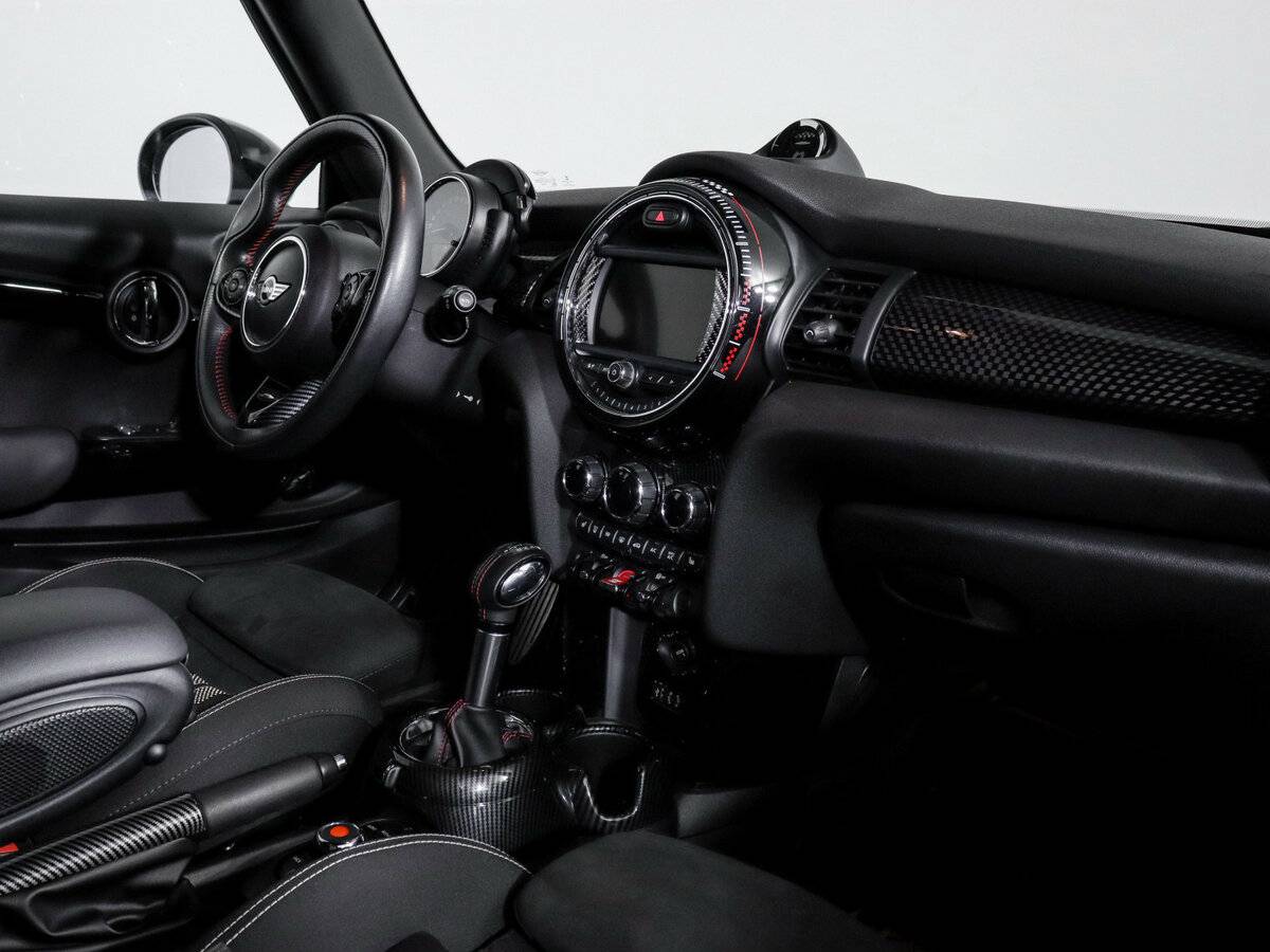 Купить Mini Hatch с пробегом. Фото: #6