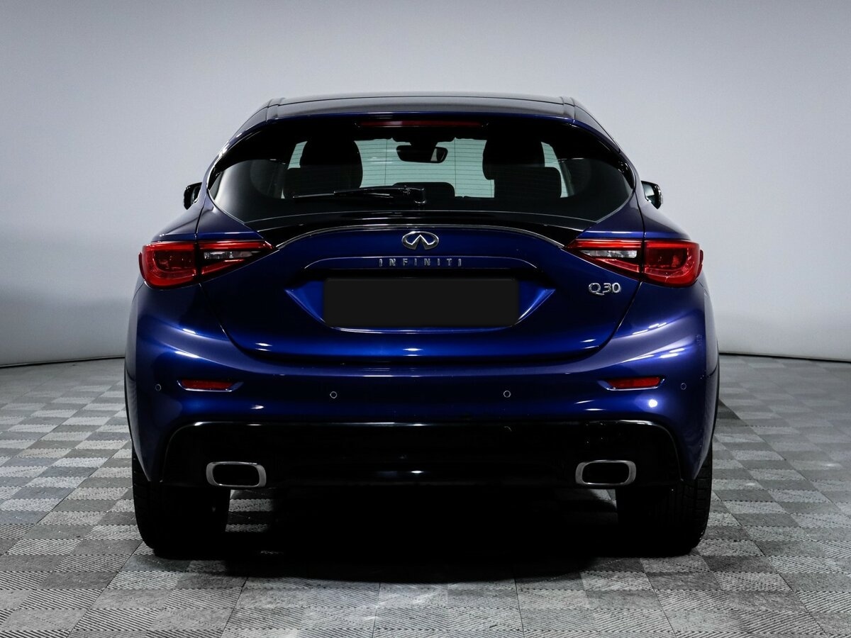 Купить Infiniti Q30 с пробегом. Фото: #4