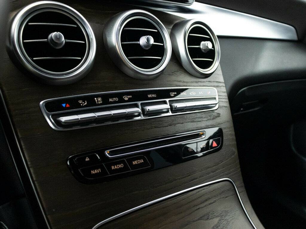 Купить Mercedes-Benz GLC с пробегом. Фото: #19