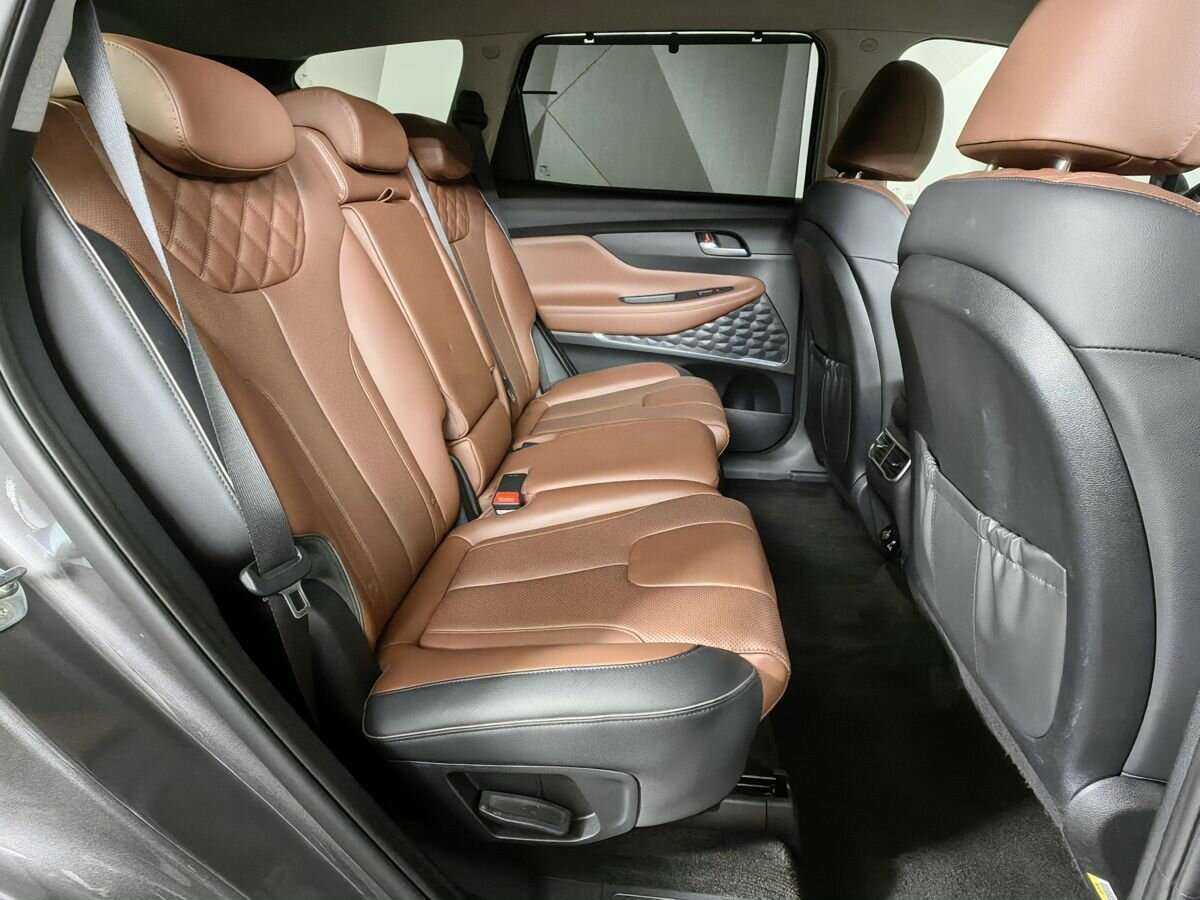 Купить Hyundai Santa Fe с пробегом. Фото: #11