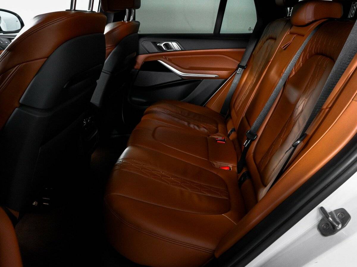 Купить BMW X5 с пробегом. Фото: #9