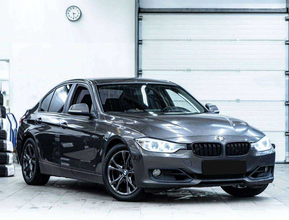 Купить BMW 3 серии с пробегом. Фото: #1