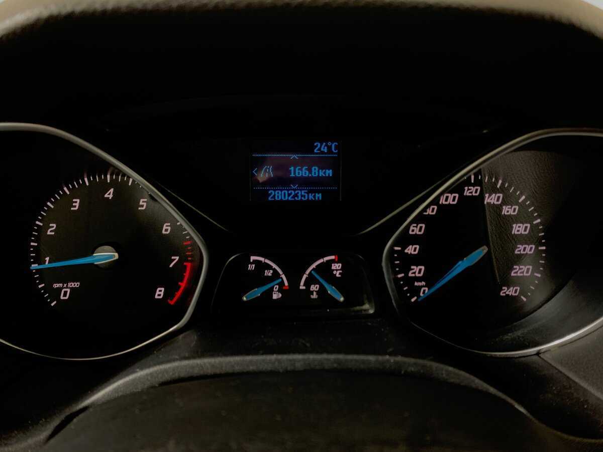 Купить Ford Focus с пробегом. Фото: #14