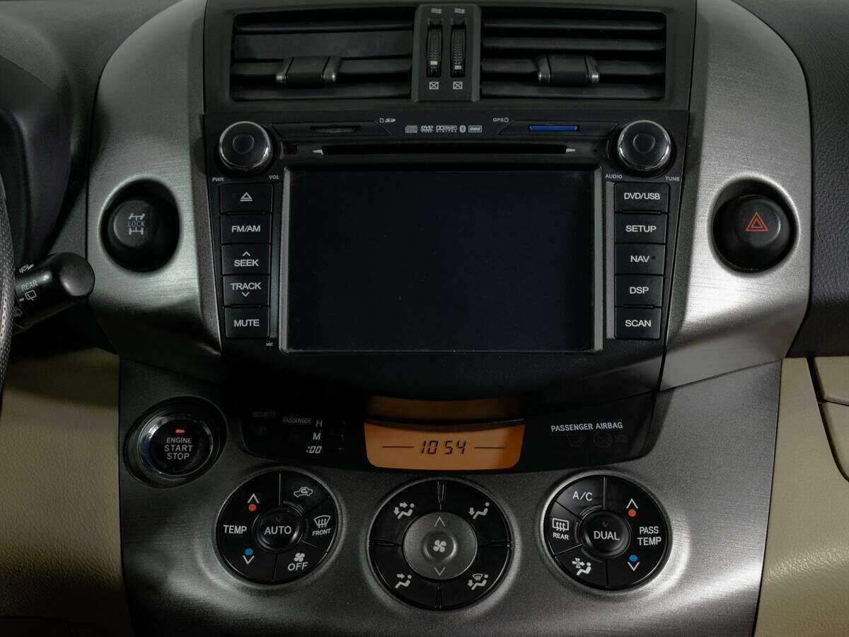 Купить Toyota RAV4 с пробегом. Фото: #8