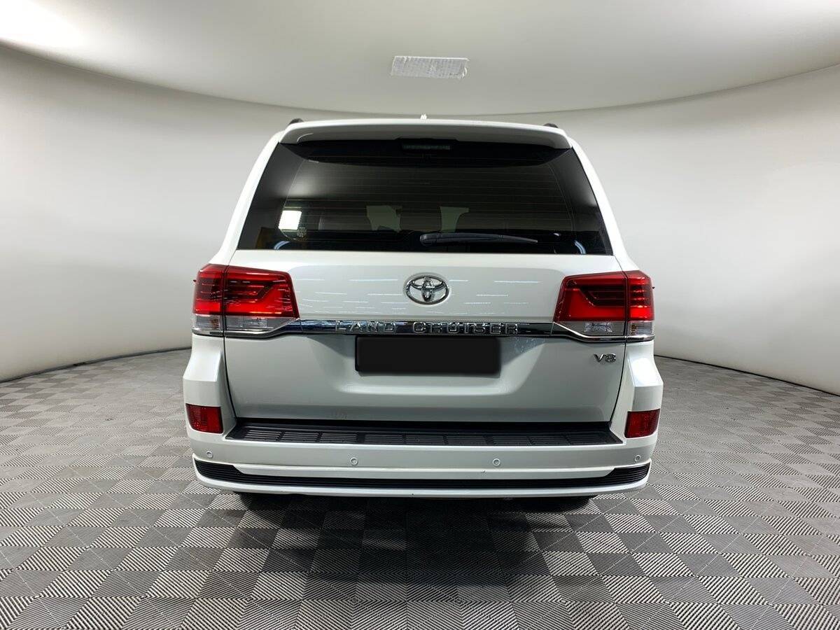 Купить Toyota Land Cruiser с пробегом. Фото: #5