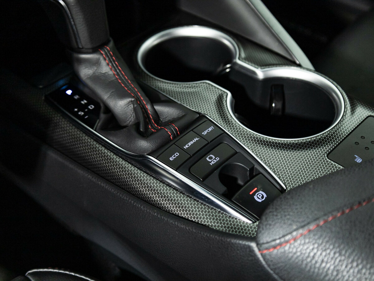 Купить Toyota Camry с пробегом. Фото: #16